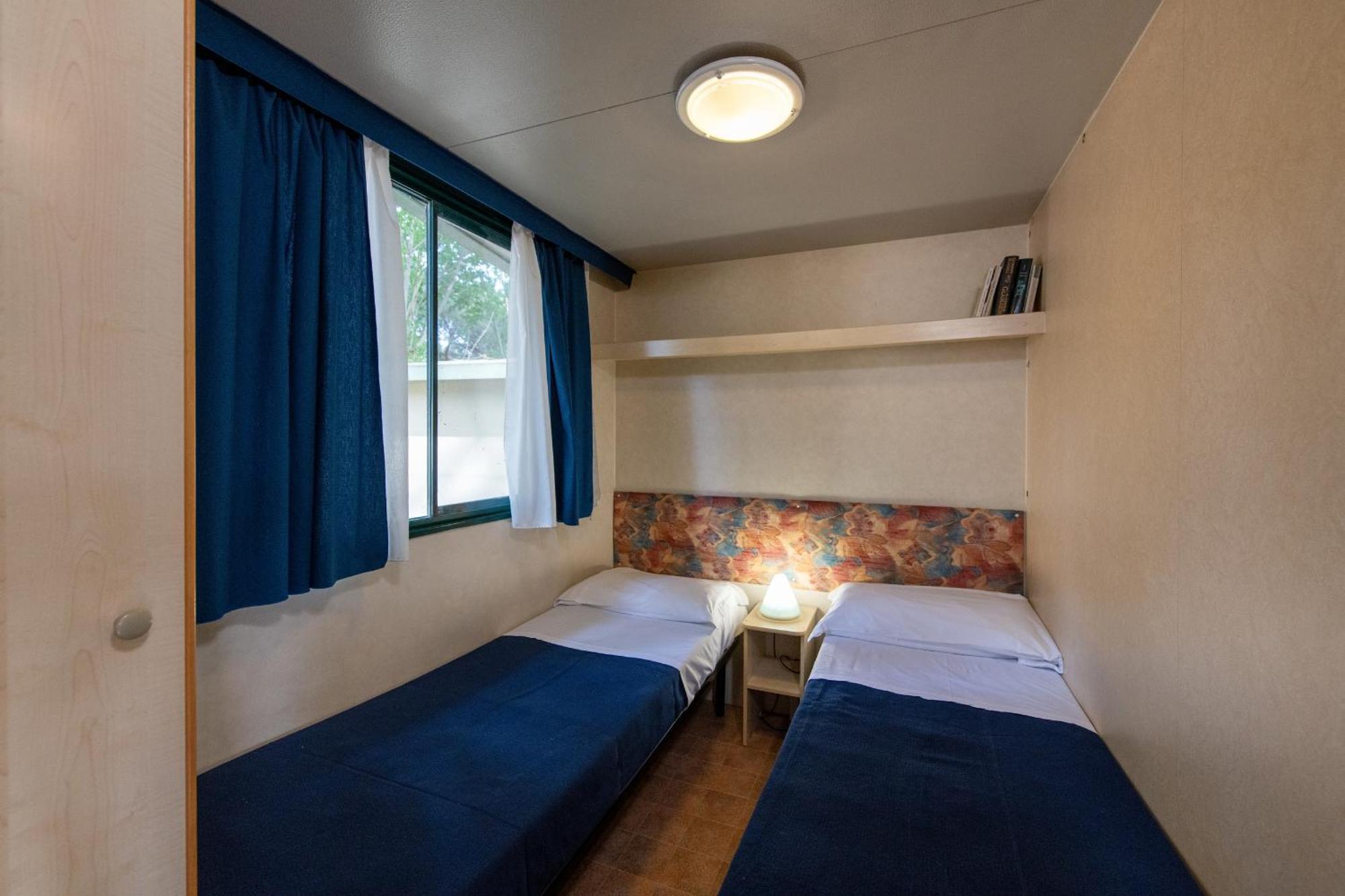 Camping Village Punta Navaccia トゥオーロ・スル・トラジメーノ エクステリア 写真